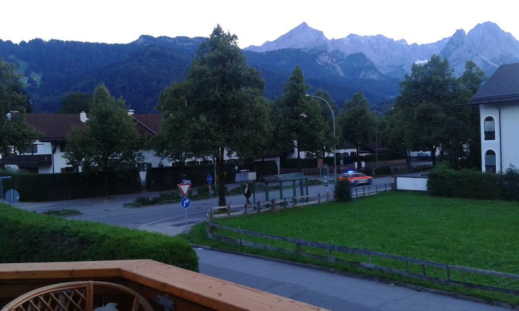 Golden Gapa Central Apartment 4 Garmisch-Partenkirchen Exteriör bild