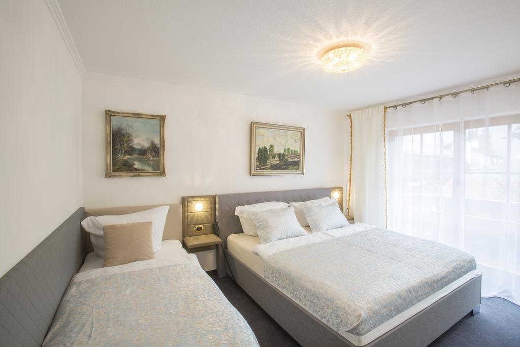 Golden Gapa Central Apartment 4 Garmisch-Partenkirchen Rum bild
